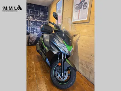 KAWASAKI J 300 – foto 4