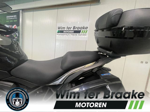 kawasaki - versys-650-grand-tourer
