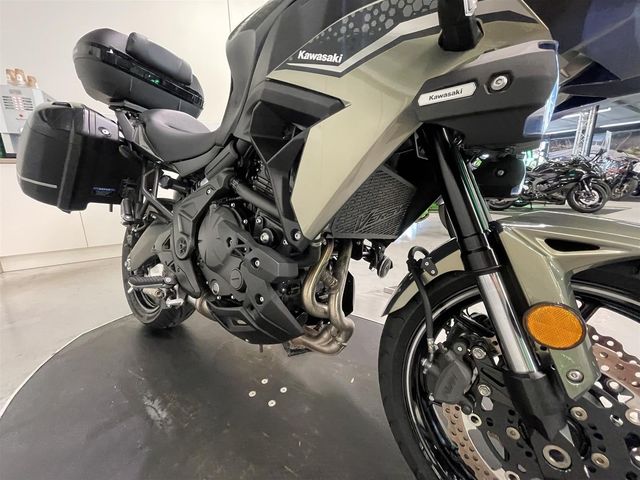 kawasaki - versys-650-grand-tourer