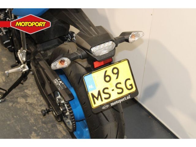 suzuki - gsx-8s