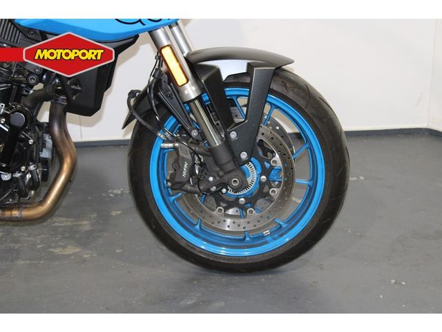 suzuki - gsx-8s