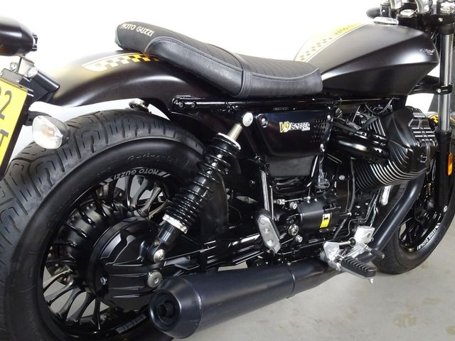 moto-guzzi - v-9-bobber