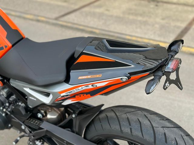 ktm - 790-duke