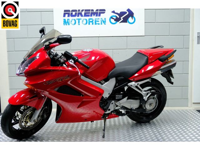 honda - vfr-800-fi-vtec