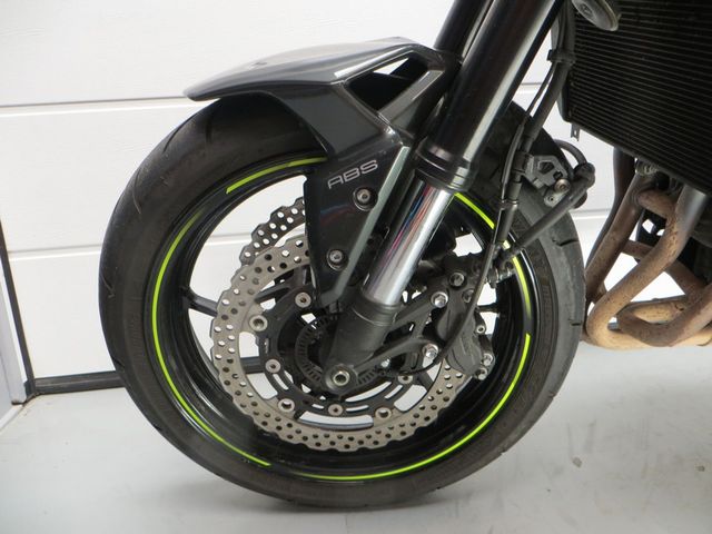 kawasaki - z900-se