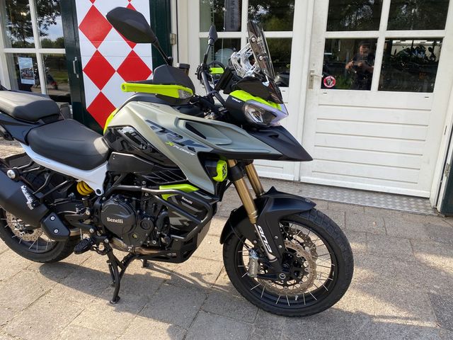 benelli - trk-902