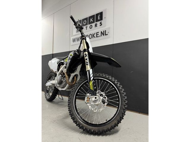 triumph - tf-250-x