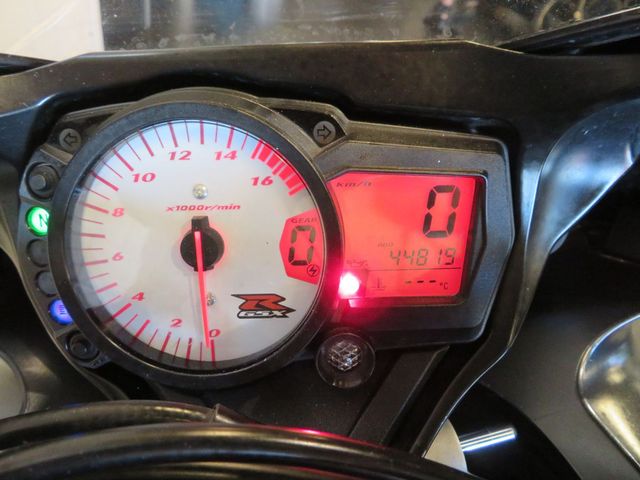 suzuki - gsx-r-750