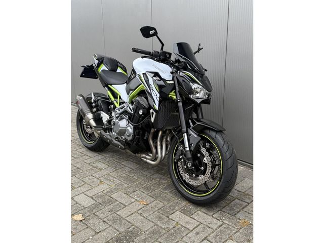 kawasaki - z900