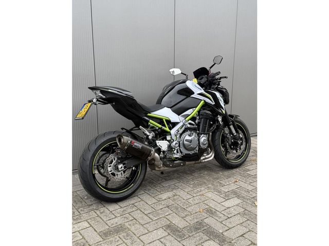 kawasaki - z900