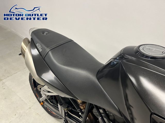 ktm - 990-super-duke