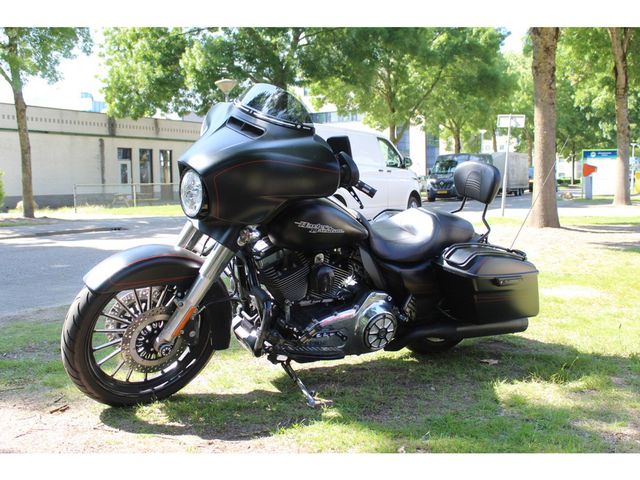 harley-davidson - street-glide-flhx
