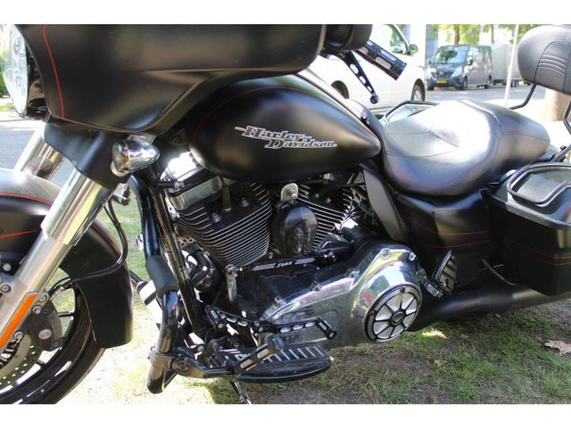 harley-davidson - street-glide-flhx