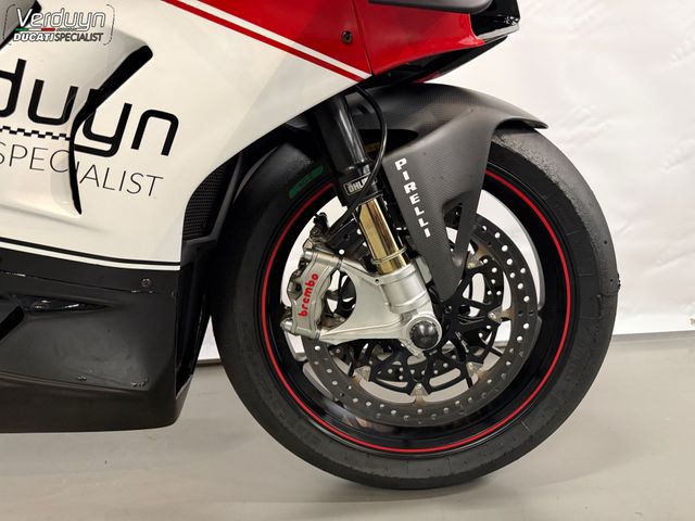 ducati - panigale-v4-s