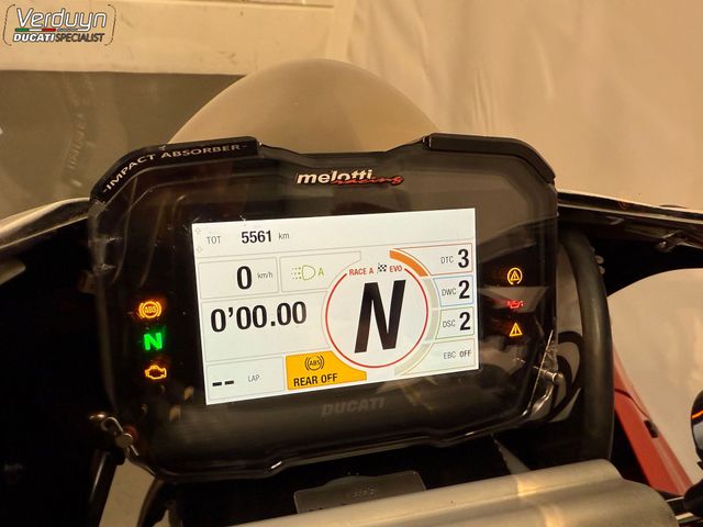 ducati - panigale-v4-s