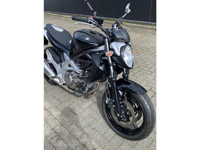 suzuki - gladius