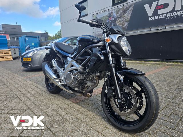 suzuki - gladius