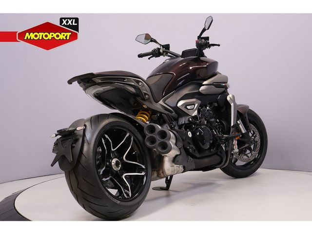 ducati - diavel-v4