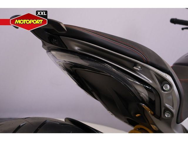 ducati - xdiavel-v4