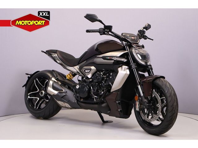 ducati - xdiavel-v4