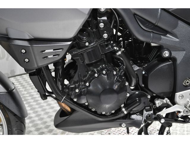 triumph - tiger-1050