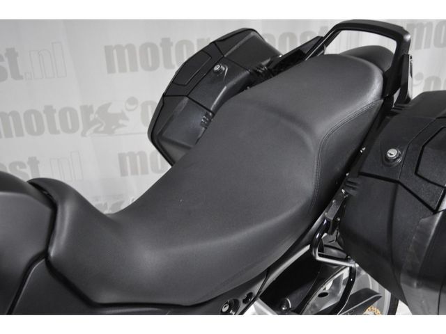 triumph - tiger-1050