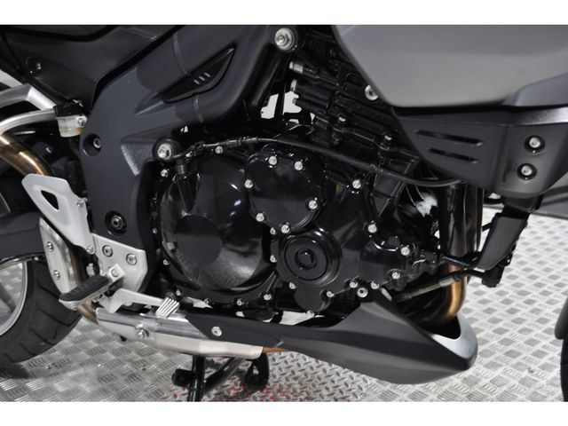 triumph - tiger-1050