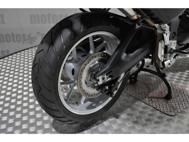 triumph - tiger-1050