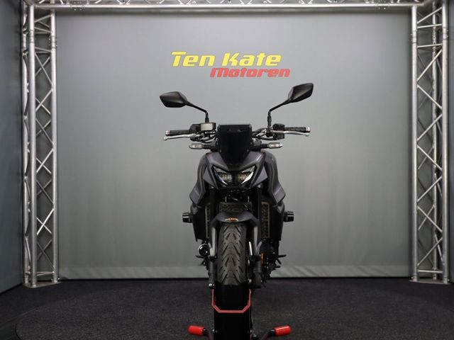 honda - cb-750-hornet