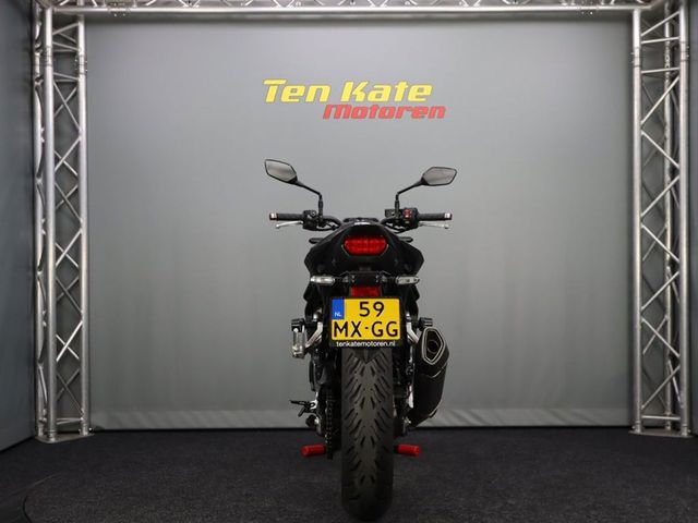 honda - cb-750-hornet