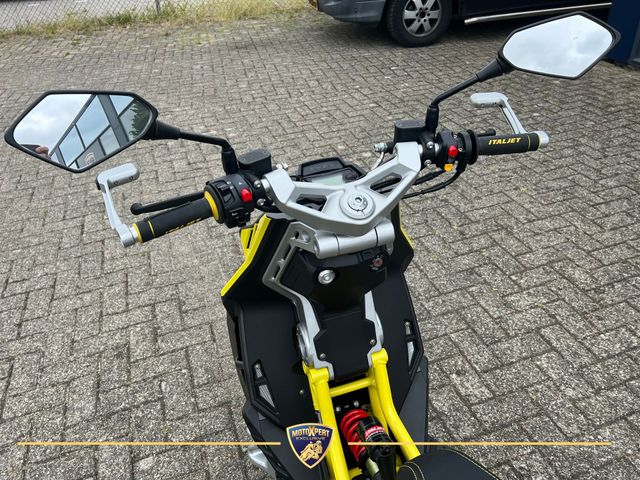 italjet - dragstar-200-limited-edition