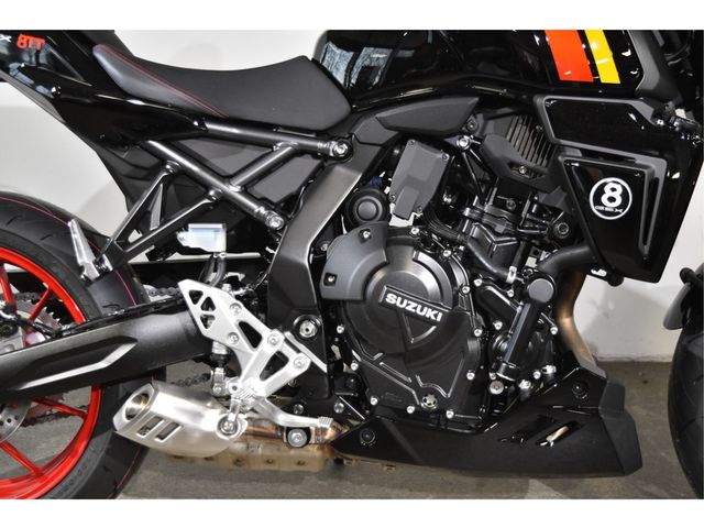 suzuki - gsx-8tt