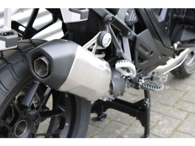 bmw - r-1300-gs-adventure