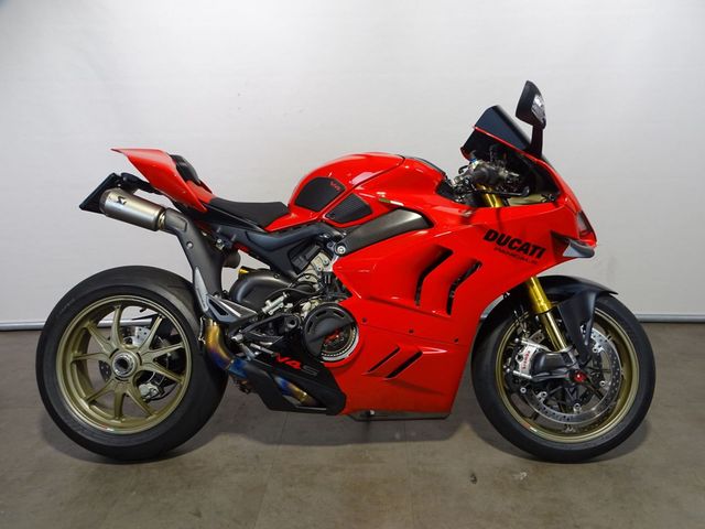 ducati - panigale-v4-s