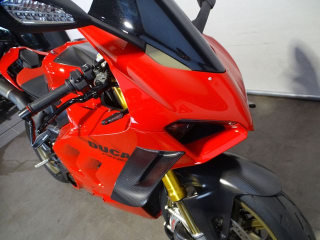 ducati - panigale-v4-s