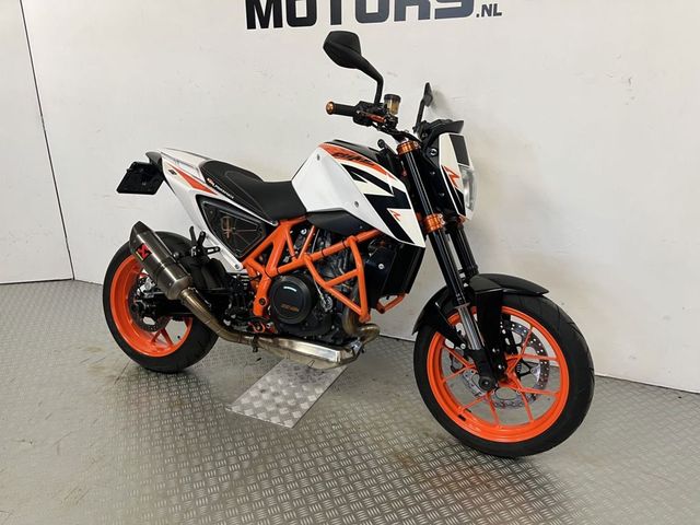 ktm - 690-duke-r