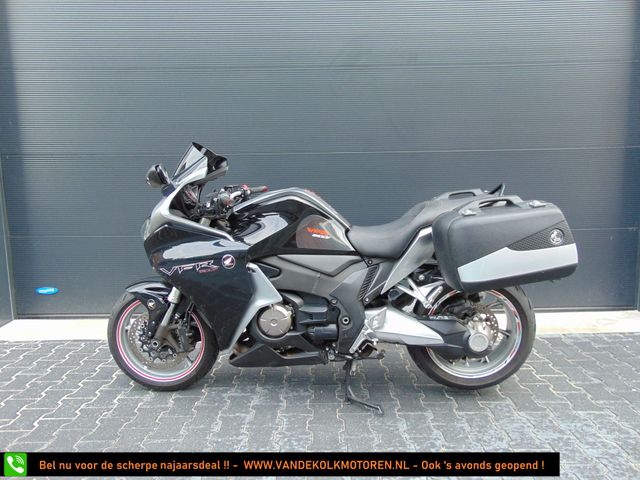 honda - vfr-1200-f-c-abs-dct