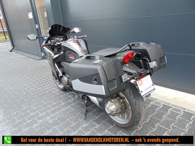 honda - vfr-1200-f-c-abs-dct