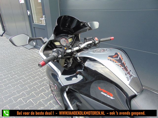 honda - vfr-1200-f-c-abs-dct