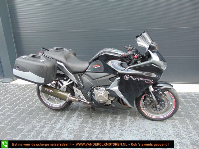 honda - vfr-1200-f-c-abs-dct
