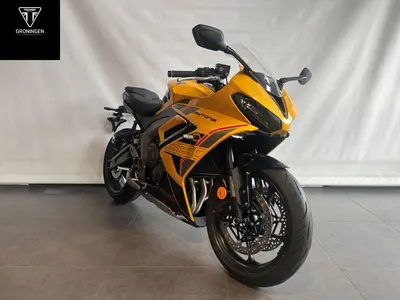TRIUMPH DAYTONA 660 – foto 2