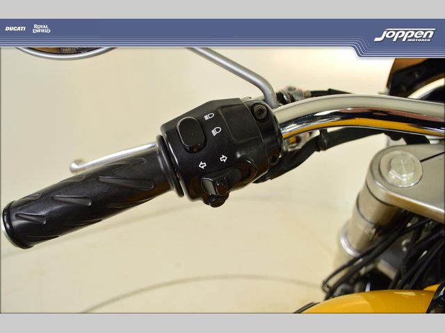 triumph - speedmaster