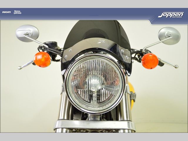 triumph - speedmaster