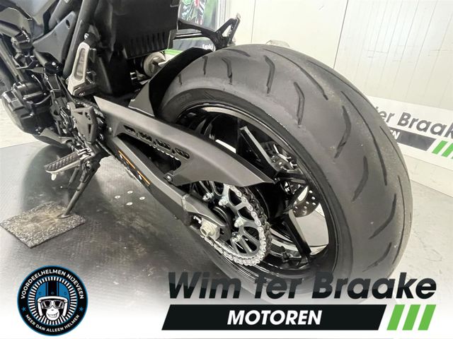 kawasaki - z900