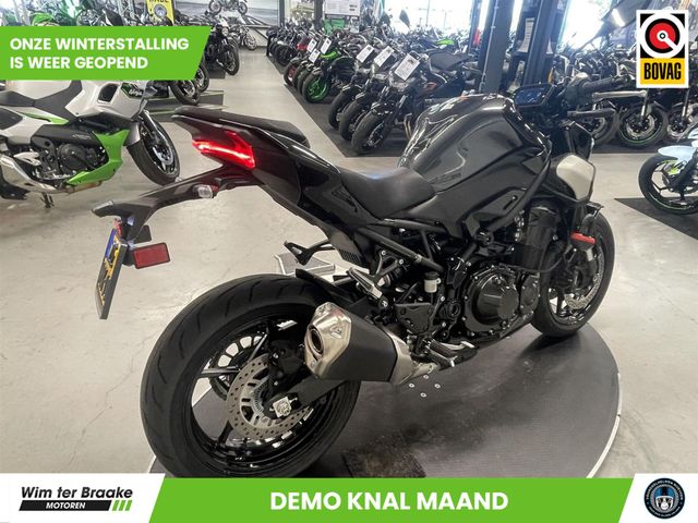 kawasaki - z900