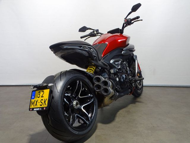 ducati - diavel-v4
