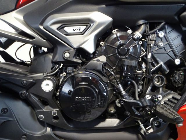 ducati - diavel-v4