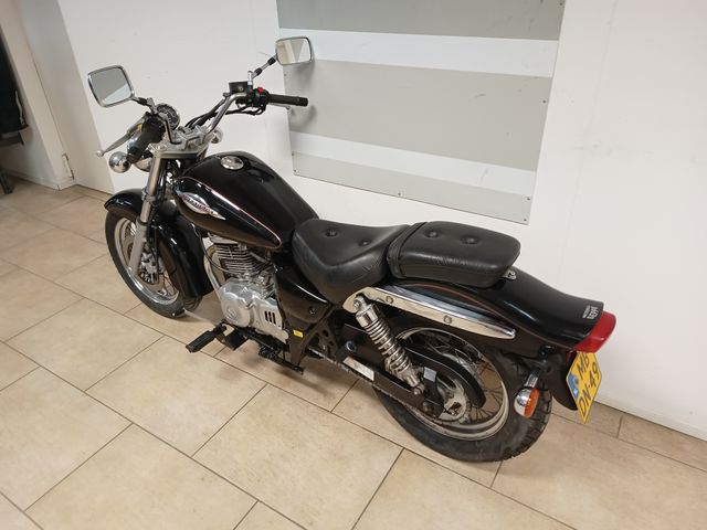 suzuki - gz-250-marauder