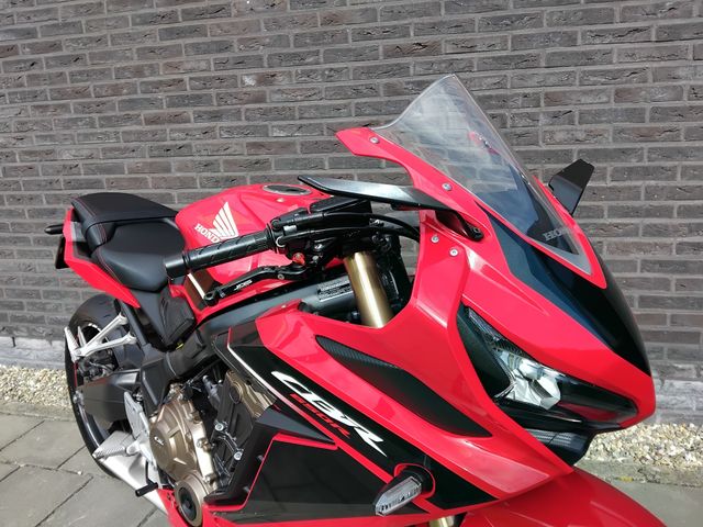 honda - cbr-650-r