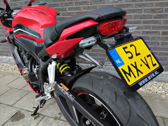 honda - cbr-650-r